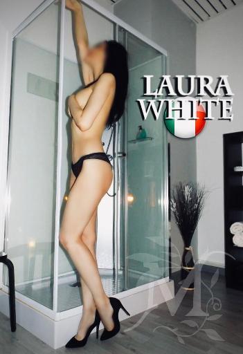 Laura White 1